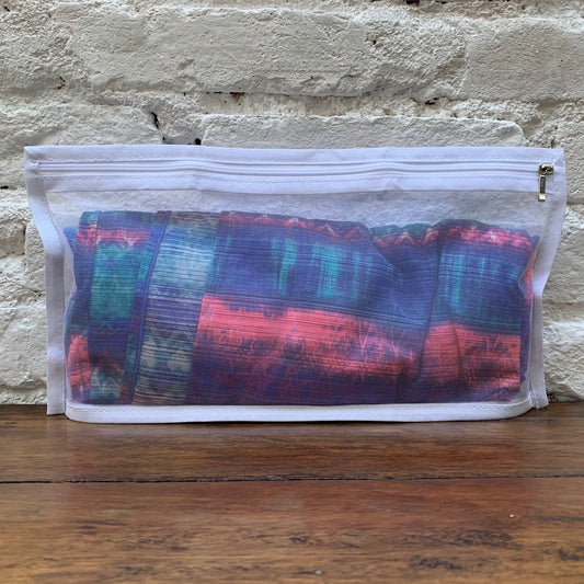 Envelope para saida de praia em tecido com transparencia. AmericanOrganizer