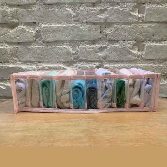 organizador para  roupas de bebe ou roupas intimas. 